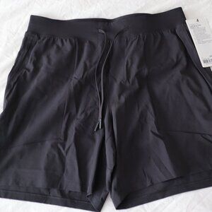 Lululemon Mens License To Train LTT Shorts Large Lg Black BLK 7 in inseam